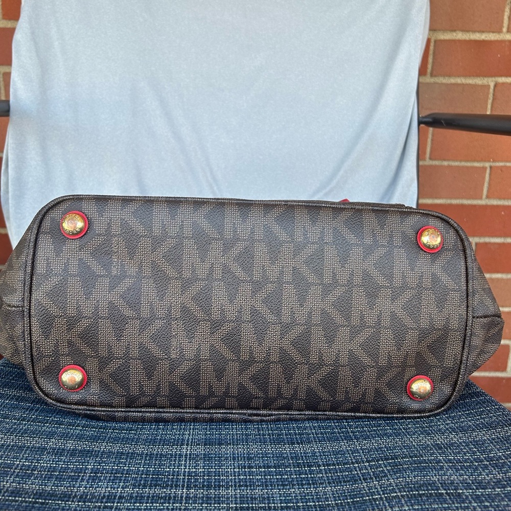Used Authentic Michael Kors - image 2